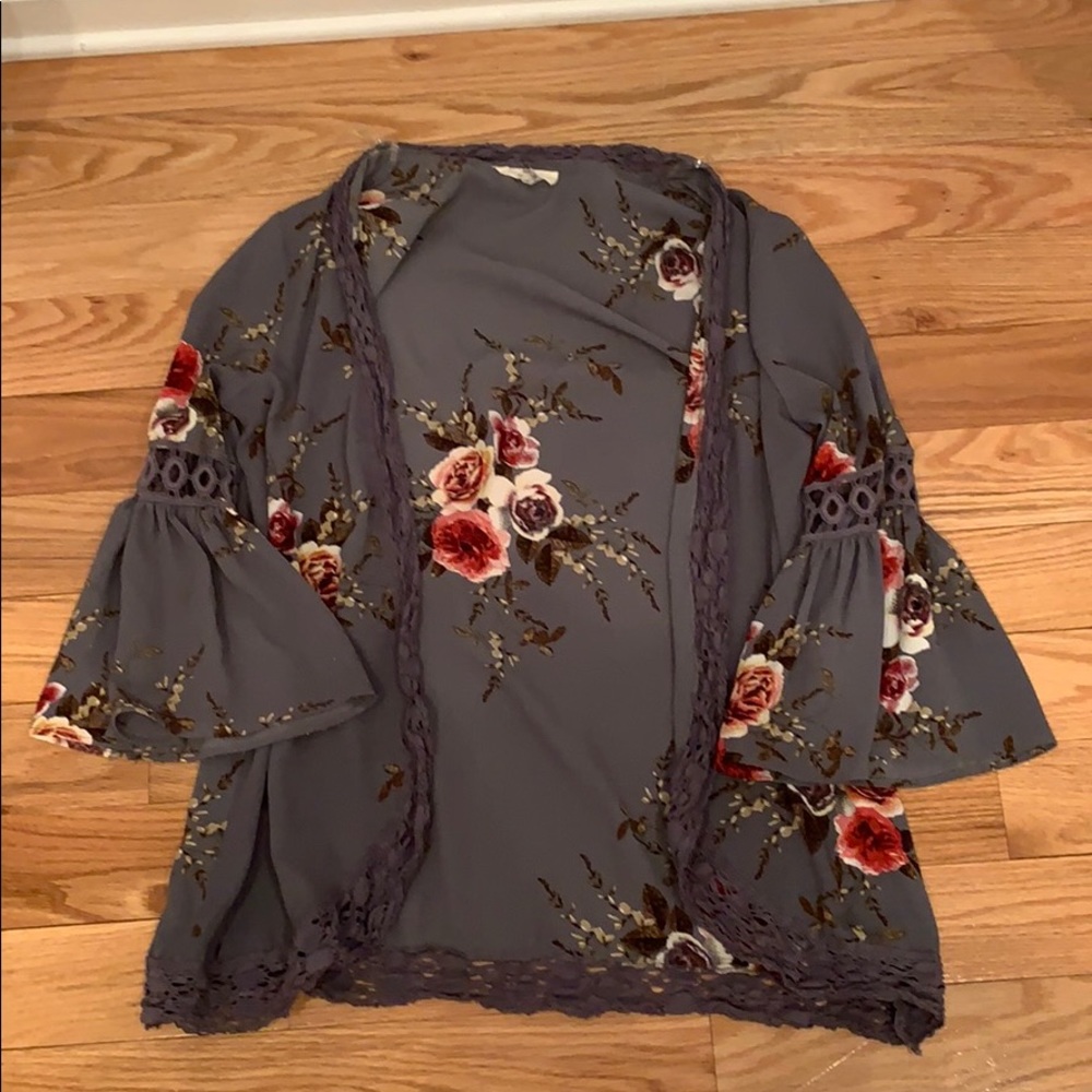 Entro Chiffon Kimono